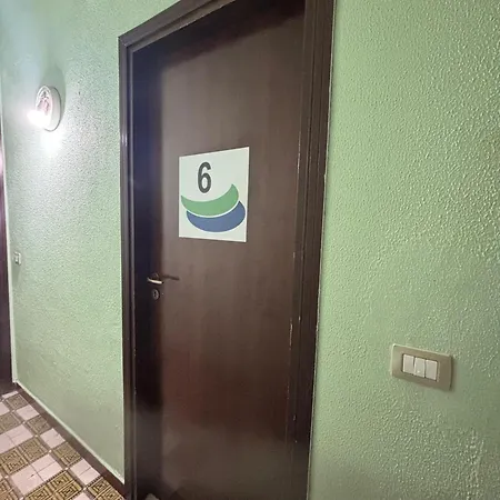 Ai Piedi Dell' Etna Per Gruppi Fino A 20 Persone Acireale