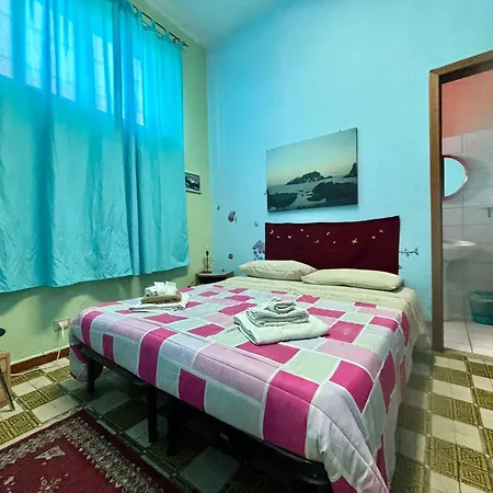 Apartment Ai Piedi Dell' Etna Per Gruppi Fino A 20 Persone